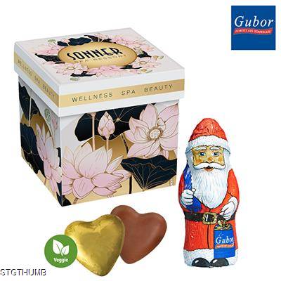 Meeting Star with chocolate hearts and Gubor Father Christmas